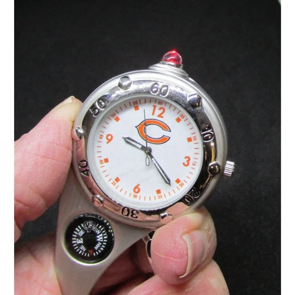 NFL Chicago Bears Analog Pocket Watch Men Compass Flash Light Snap-on